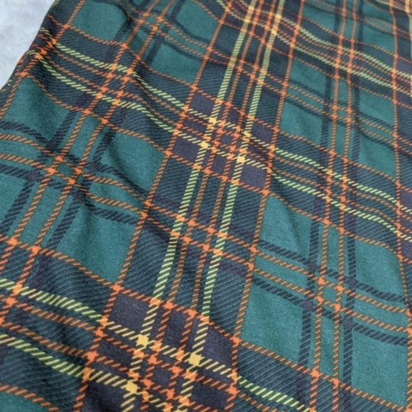 Missguided Green Midi Tartan Dress - Picture 4 of 4